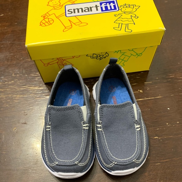 Boys shoe - Picture 1 of 6
